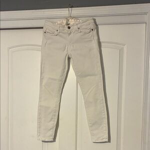 PAIGE Women's White Skinny ankle Jeans